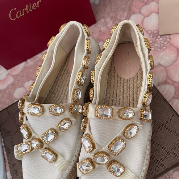 Brand: GUCCI
Style: Pepita Crystal Platform Espadrilles
Color: White - Picture 4 of 12